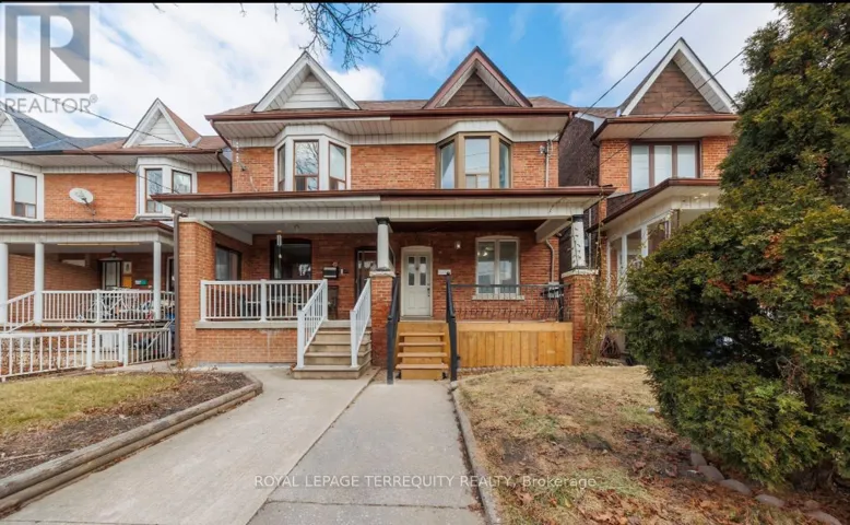 UPPER - 185 LAUGHTON AVENUE, Toronto (Weston-Pellam Park), Ontario M6N2X6