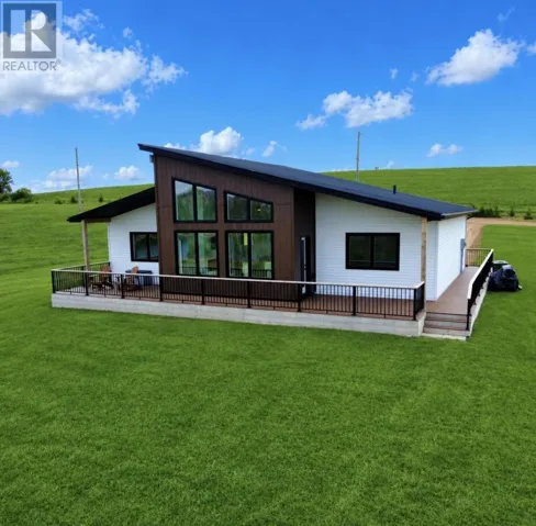 210 Angus Campbell Lane, Stanley Bridge, Prince Edward Island C0A1N0