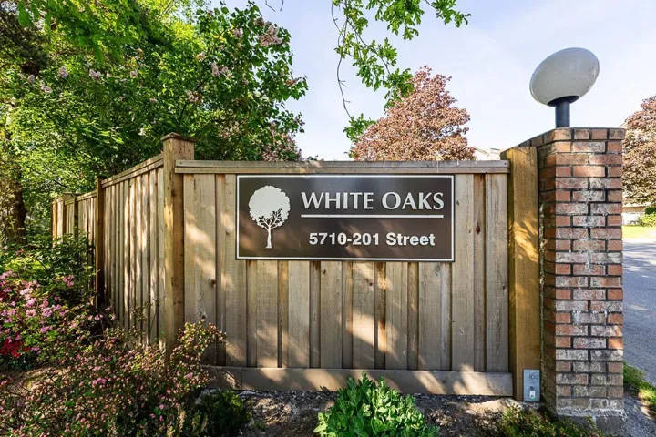 320 5710 201 STREET, Langley, British Columbia V3A8A8