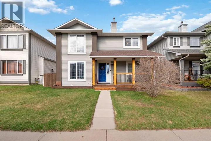 11 Woodside Circle, Airdrie, Alberta T4B2H8