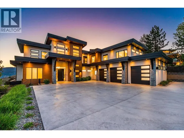 752 Highpointe Place, Kelowna, British Columbia V1V2Y3