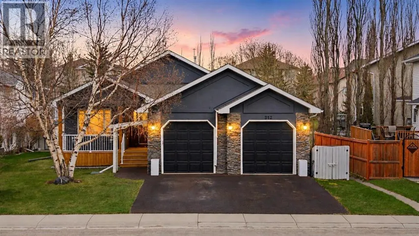 212 Cove Drive, Chestermere, Alberta T1X1E9