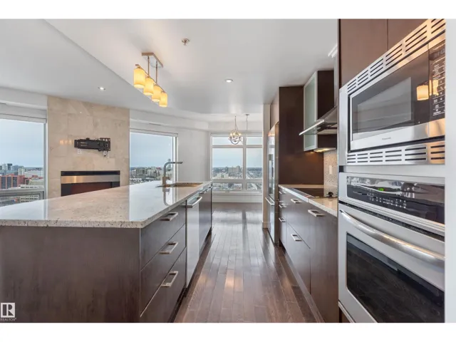 #1901 10388 105 ST NW, Edmonton, Alberta T5J0C2
