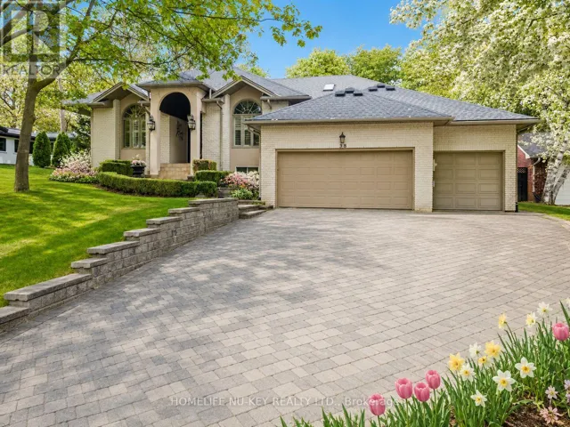 38 CASTLE DRIVE, Barrie (Sunnidale), Ontario L4N1R1