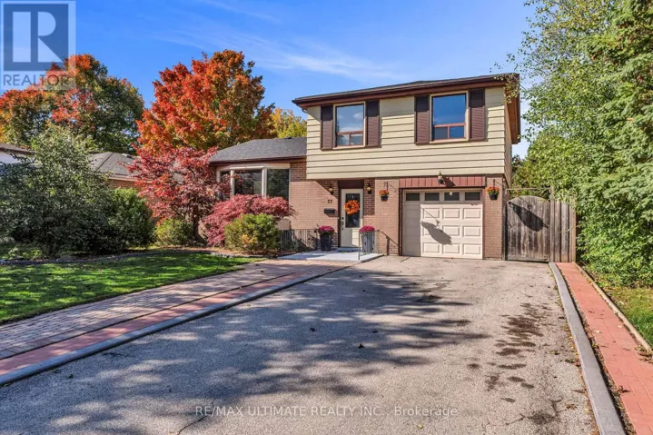 37 BANBURY COURT, Brampton (Avondale), Ontario L6T1Y9