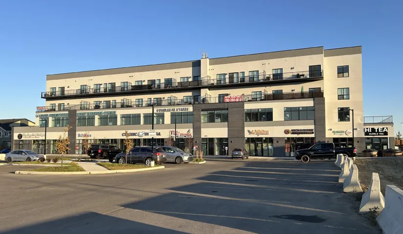201 & 202, 759 Daniels Way SW, Edmonton, Alberta T6W3L9