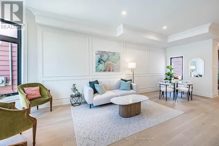 369 PACIFIC AVENUE, Toronto (Junction Area), Ontario M6P2R2
