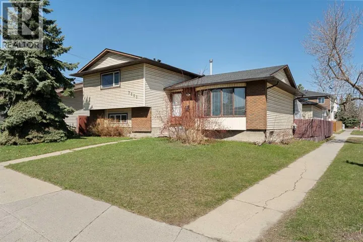 7003 Temple Drive NE, Calgary, Alberta T1Y4Z4