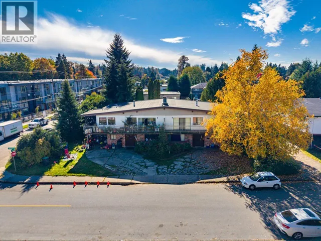 780-782 CATHERINE AVENUE, Coquitlam, British Columbia V3J7H5