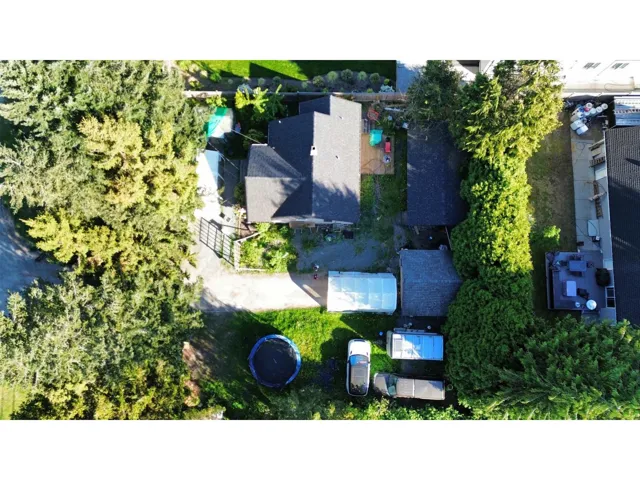 2127 KING GEORGE BOULEVARD, Surrey, British Columbia V4A5A3