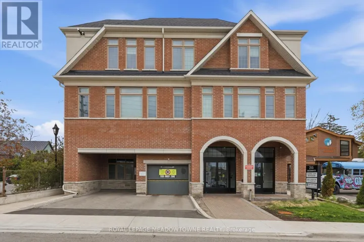 203 - 215 BROADWAY STREET, Mississauga (Streetsville), Ontario L5M1J1
