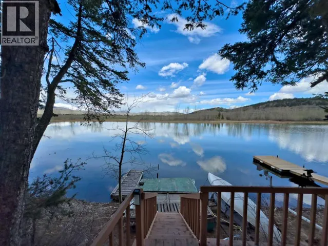 12 Lee Lake Road, Rural Pincher Creek No. 9, M.D. of, Alberta T0K1W0