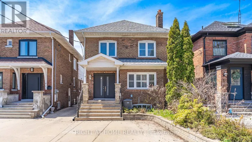 18 RUSHOLME ROAD, Toronto (Little Portugal), Ontario M6J3H4