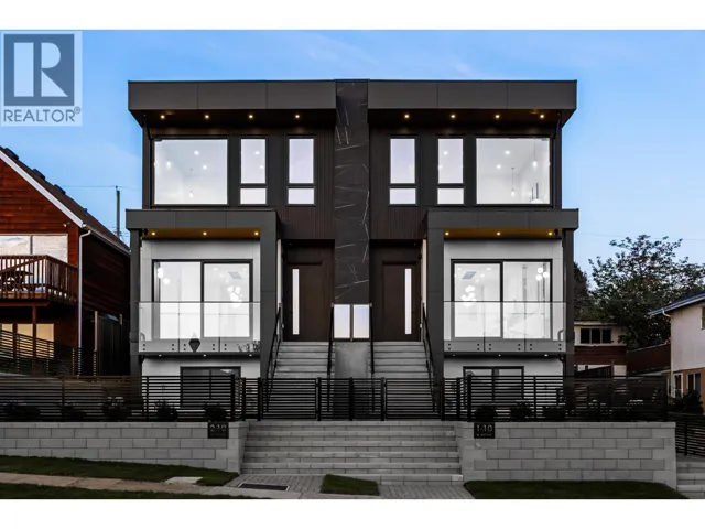 2 10 N HYTHE AVENUE, Burnaby, British Columbia V5B1G4