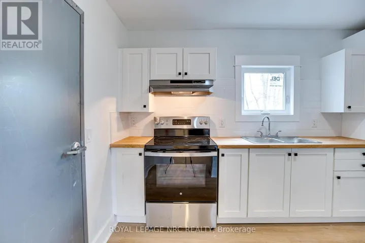 2 - 316 ELMWOOD AVENUE, Fort Erie (Crystal Beach), Ontario L0S1B0