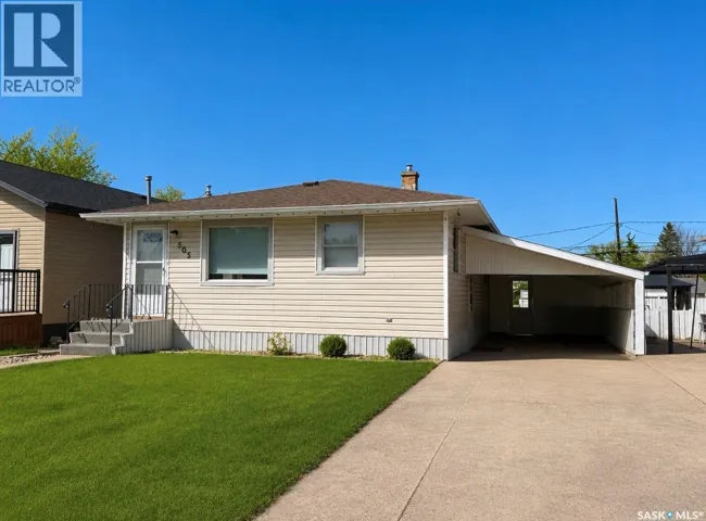 505 2nd AVENUE E, Assiniboia, Saskatchewan S0H0B0