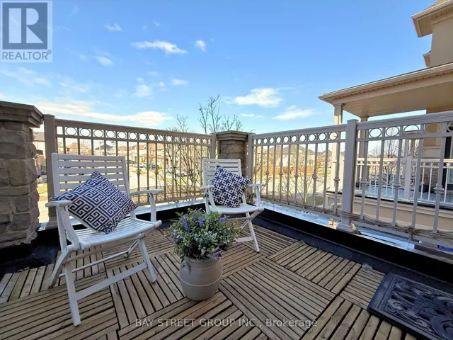 2564 GRAND OAK TRAIL, Oakville (WM Westmount), Ontario L6M0S4