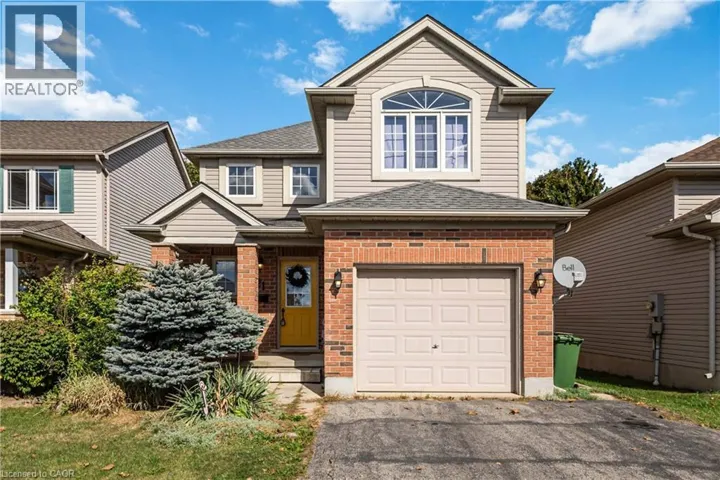 21 AXFORD Parkway, St. Thomas, Ontario N5R6E6