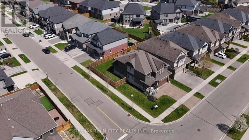 255 FALCONRIDGE DRIVE, Kitchener, Ontario N2K0B6