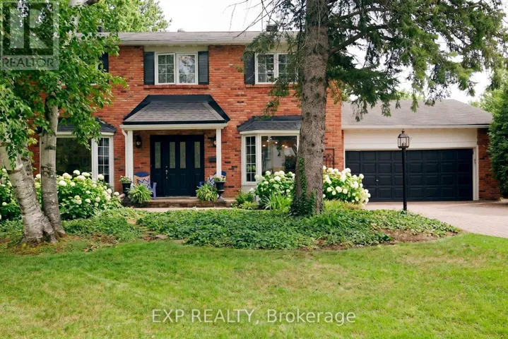 17 ERINLEA COURT, Ottawa, Ontario K2E7C8
