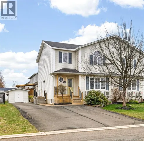 40 Stoneham Drive, Moncton, New Brunswick E1G4Z6