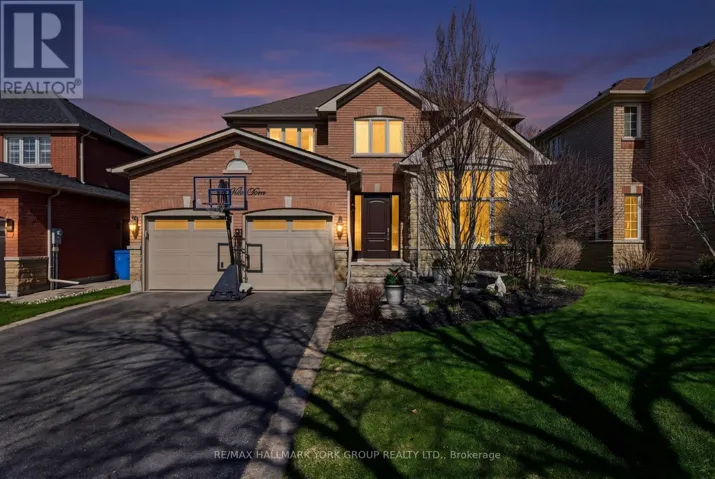 260 WILLIS DRIVE, Aurora (Aurora Highlands), Ontario L4G7M2