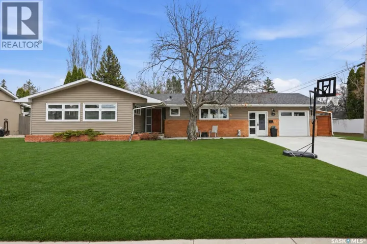 425 Bate CRESCENT, Saskatoon, Saskatchewan S7H3A6