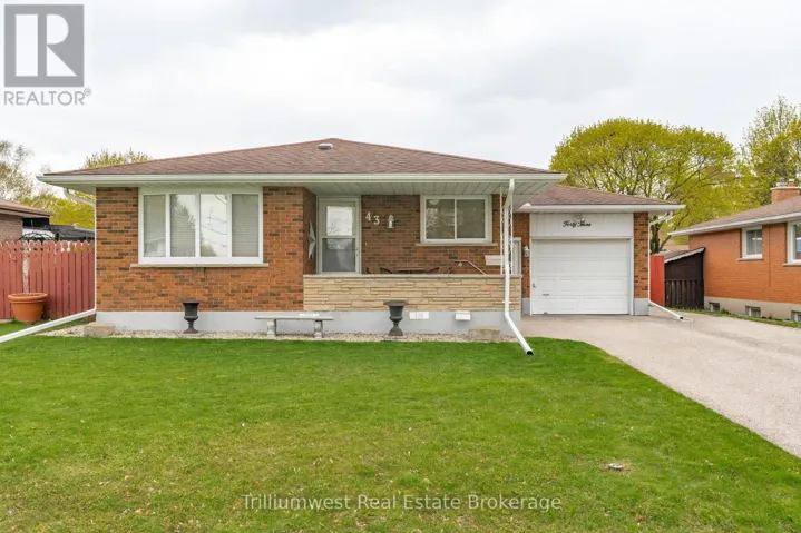 43 TUPPER CRESCENT, Kitchener, Ontario N2B2Y1