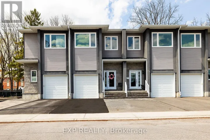 23 GEORGE STREET W, Carleton Place, Ontario K7C2A2
