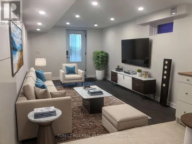 LOWER - 290 BRITANNIA AVENUE, Bradford West Gwillimbury (Bradford), Ontario L3Z1A7