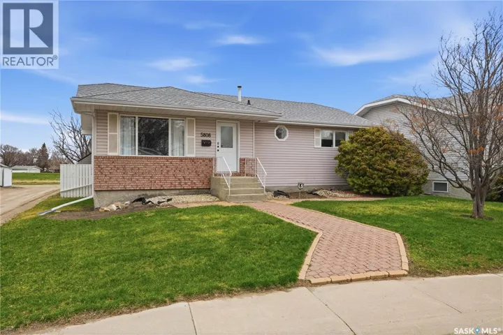 5808 MCKINLEY AVENUE, Regina, Saskatchewan S4T6P3