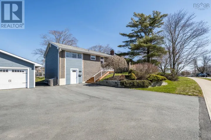 81 Flamingo Drive, Rockingham, Nova Scotia B3M1T2