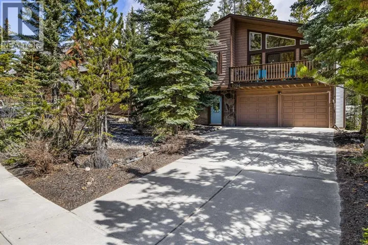 1054 Evergreen Circle, Canmore, Alberta T1W3H5