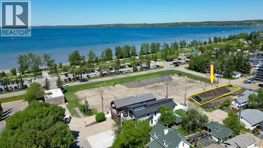 5020 42 Street, Sylvan Lake, Alberta T4S1C1