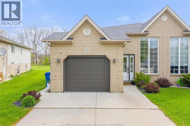 135 STURGEON MEADOWS, Leamington, Ontario N8H5L1