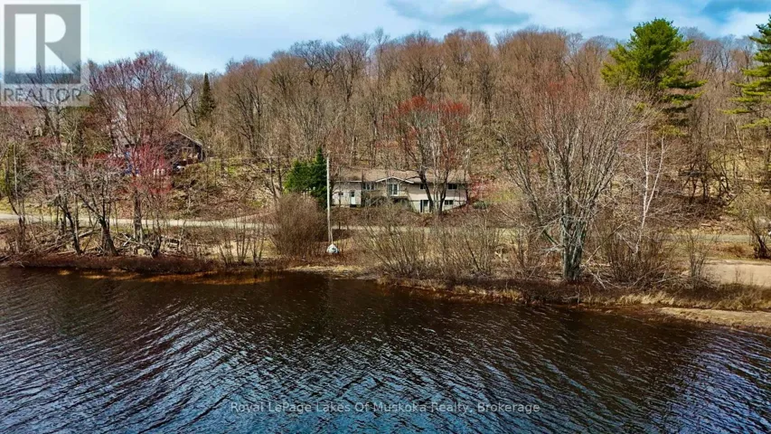 88 NORTH DEER LAKE ROAD, Huntsville (Stephenson), Ontario P0B1L0