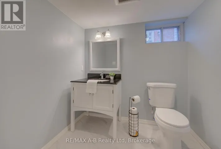 Basement 2 pc bath