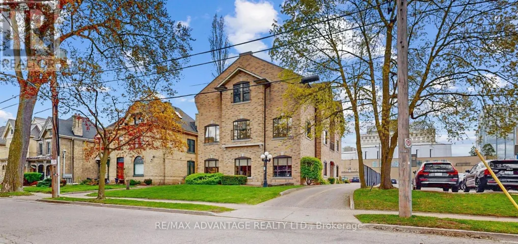 3 - 295 WOLFE STREET, London East (East F), Ontario N6B2C4
