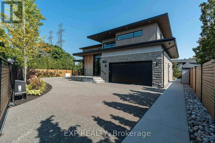 1979 PRINCE OF WALES DRIVE, Ottawa, Ontario K2C3J7