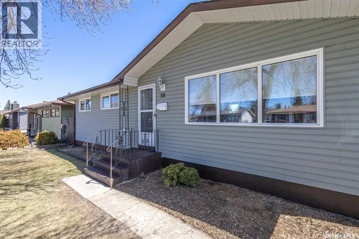 Drive 38 Morris DRIVE, Saskatoon, Saskatchewan S7L3T9