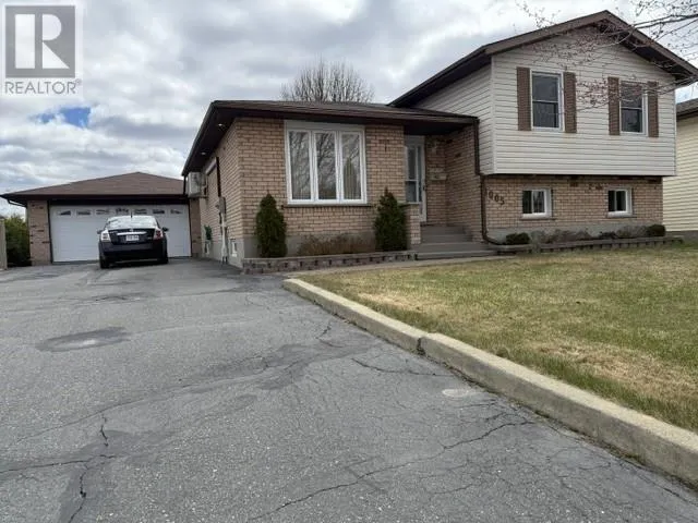 1905 Springdale, Sudbury, Ontario P3A5H9