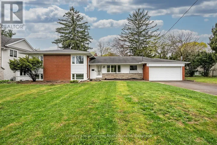 272 PINEHURST DRIVE, Oakville (FD Ford), Ontario L6J4X3