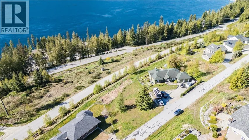 6759 EAGLEVIEW Lane, Nelson, British Columbia V1L6W6