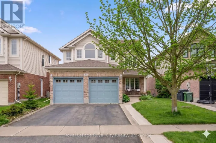 64 MILSON CRESCENT, Guelph (Kortright Hills), Ontario N1C1G7