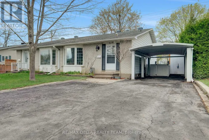 2210 BICKERTON AVENUE, Ottawa, Ontario K1J6Y3