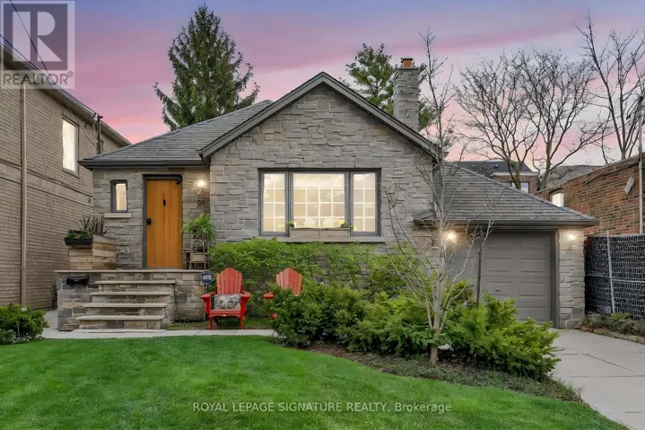 31 BURNCREST DRIVE, Toronto (Bedford Park-Nortown), Ontario M5M2Z2