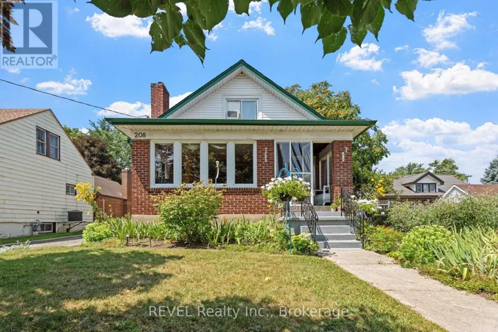 208 NORTH STREET, Fort Erie (Central), Ontario L2A3R8