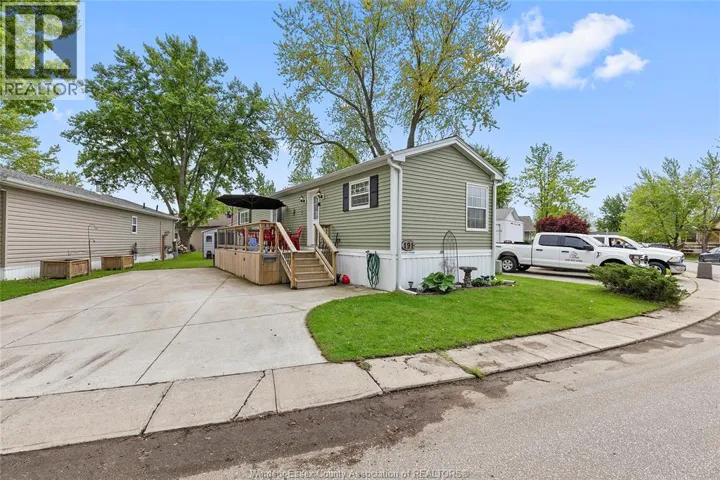 191 STEVEN COURT, Essex, Ontario N8M2A8