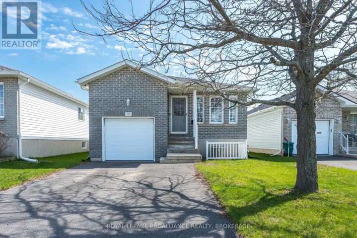 51 WILEY STREET, Kingston (Rideau), Ontario K7K5B3