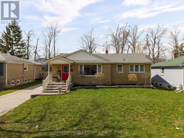 38 NORTH STREET W, Orillia, Ontario L3V3S5